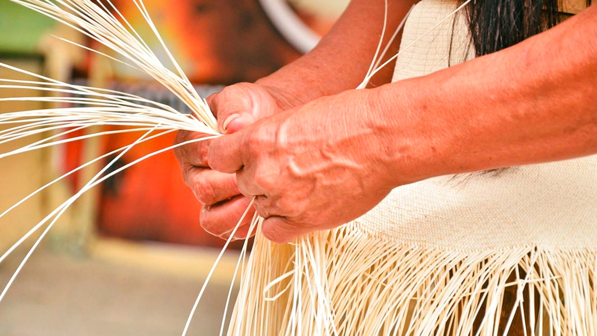 Tejido artesanal a mano Azuay Ecuador